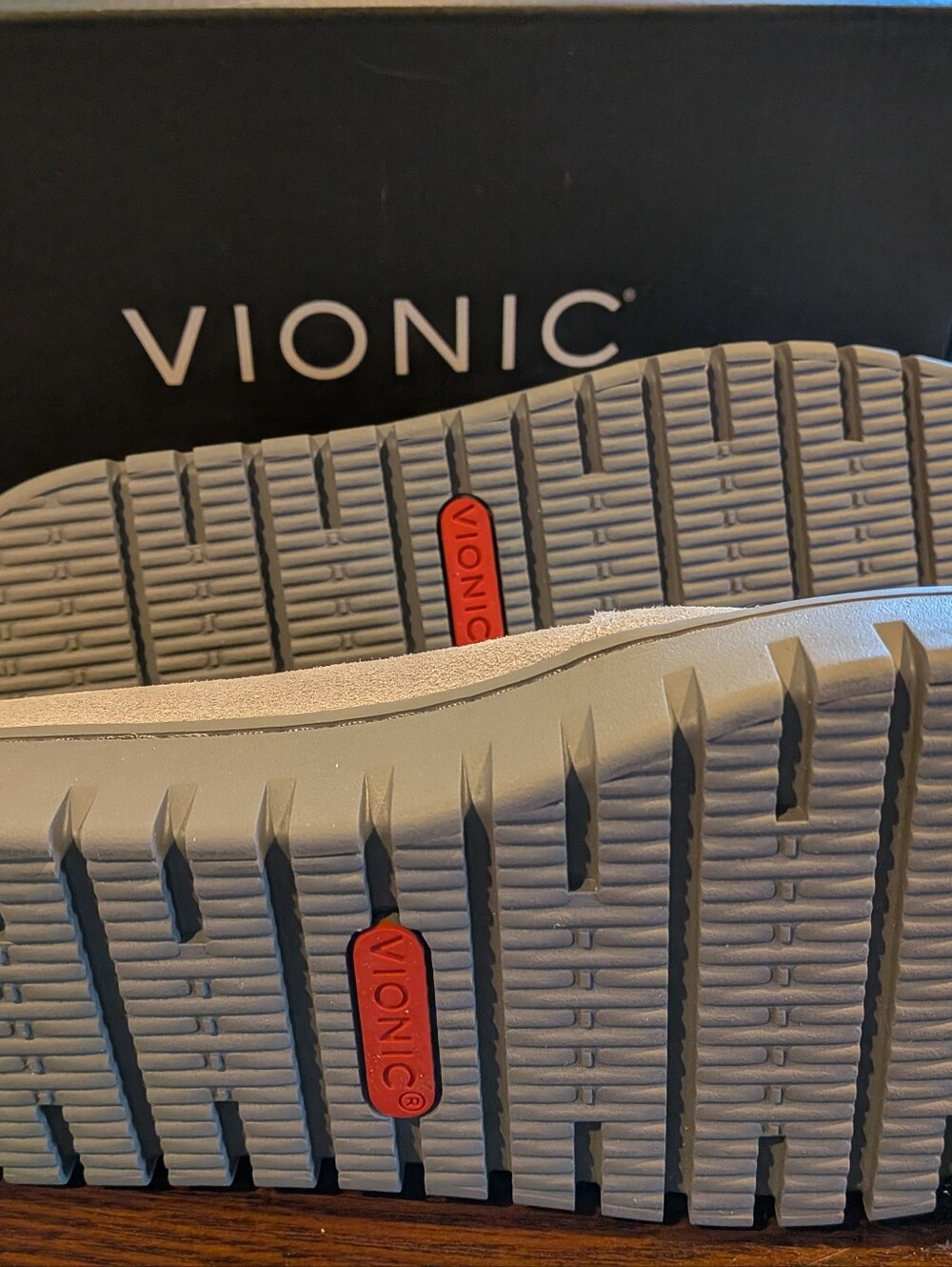 Vionic Women's Uptown Loafers in Light Gray, Wide Width, NWT - Picture 4 of 5